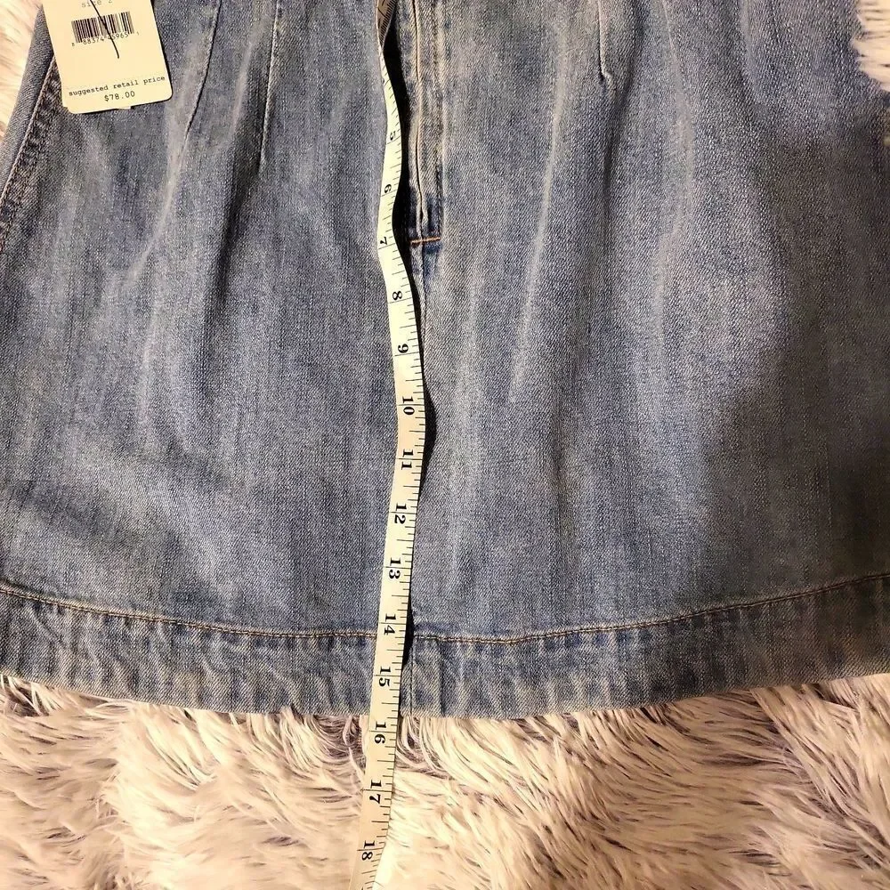 Free people mini skirt NWT, SIZE 2- denim